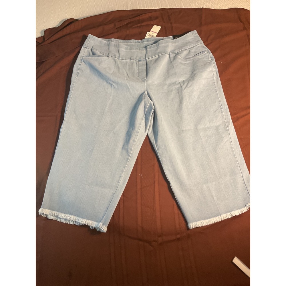 NY Collection Denim Capris 22W Frayed Hem Cropped Blue Denim Pants